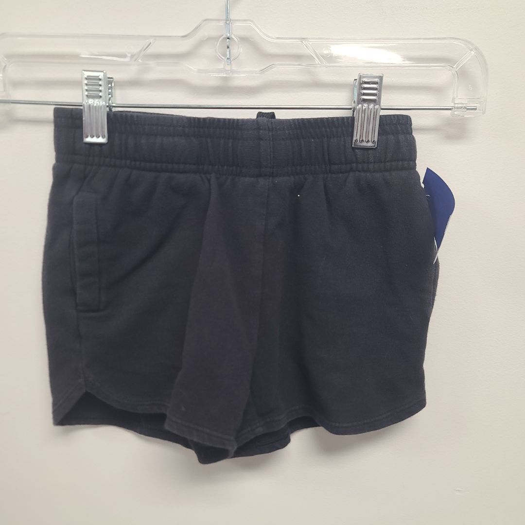 Black All In Motion Shorts 4/5, 4T G