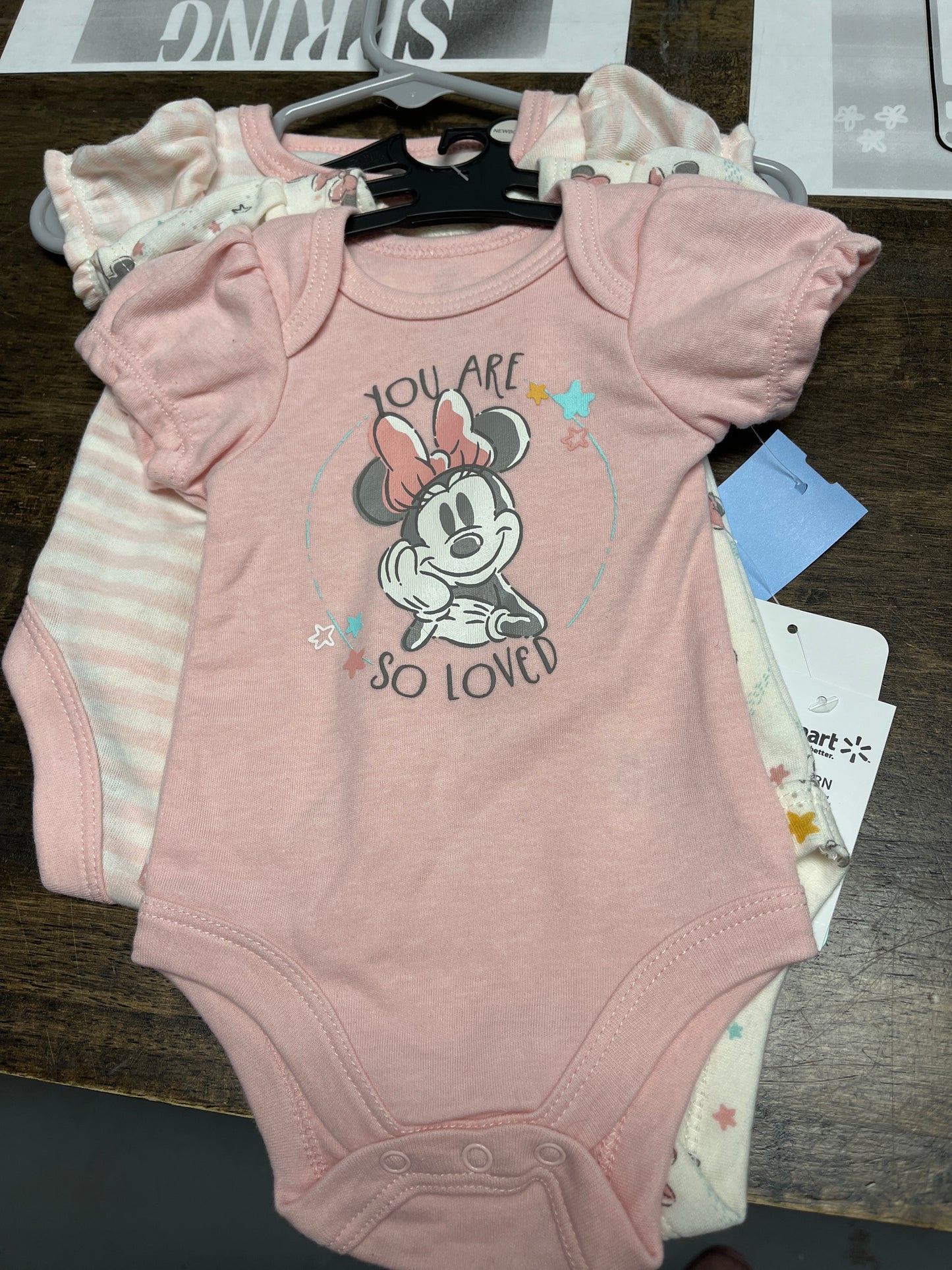pink Disney Baby 3 Piece Minnie Mouse oanesies, NB G