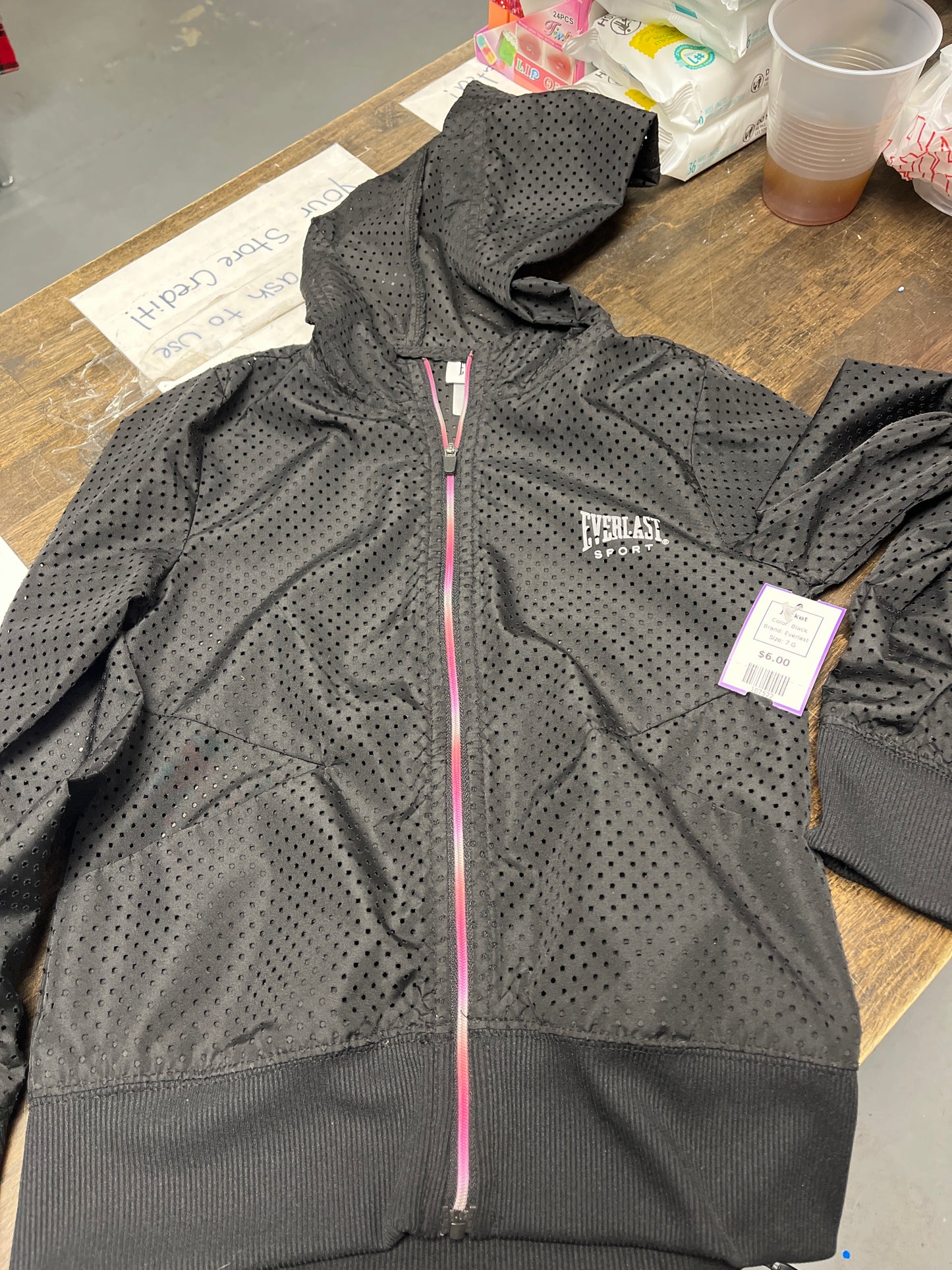 Black Everlast Jacket, 7 G