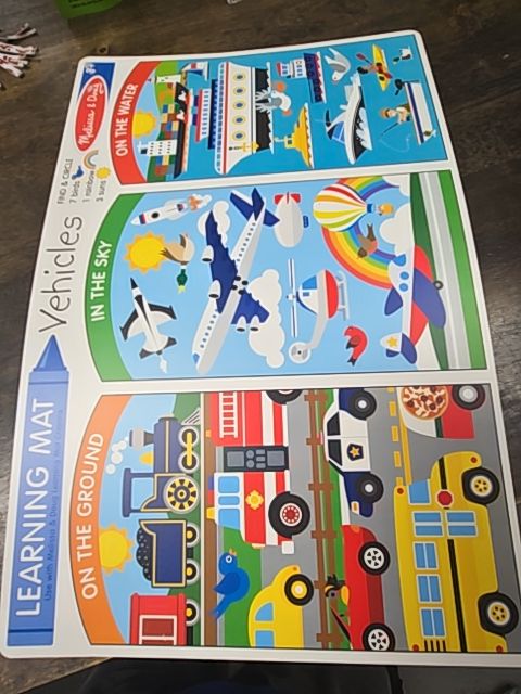 Melissa & Doug Food Mat W/Crayons