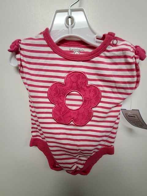 Pink/White Flower Garanimals Onesie, NB G
