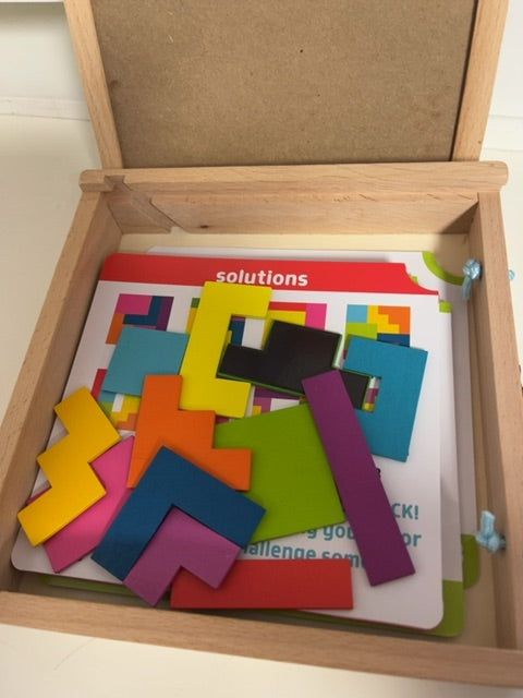 Magnetic Puzzle