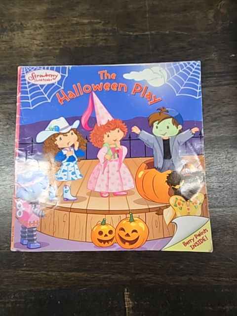 Strawberry Shortcake The Halloween Play Book
