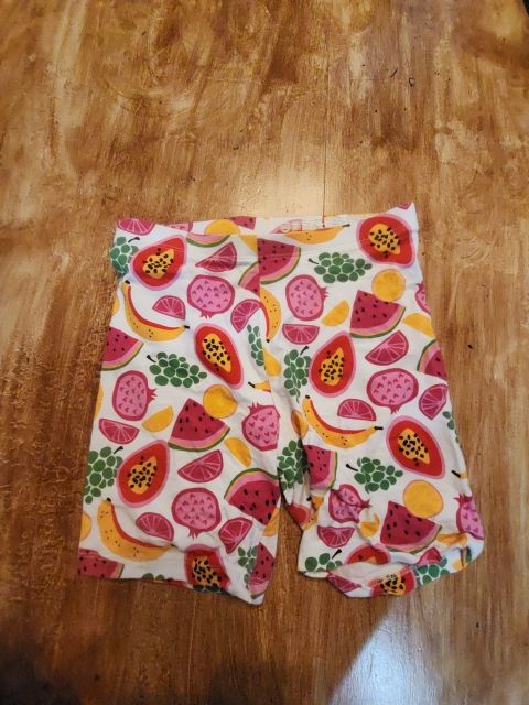 White/Colorful Fruit Wonder Nation Shorts, 10 G
