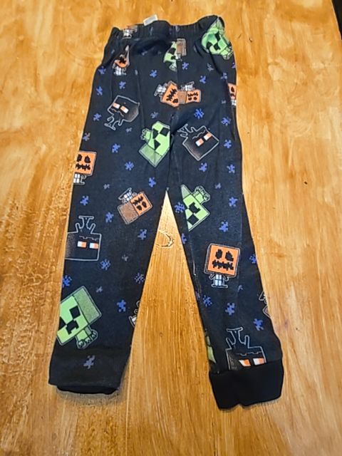 Black/Colorful Minecraft Pjs, 6 B