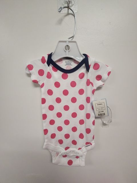White/Pink Polka Dot Gerber Onesie, 3M G