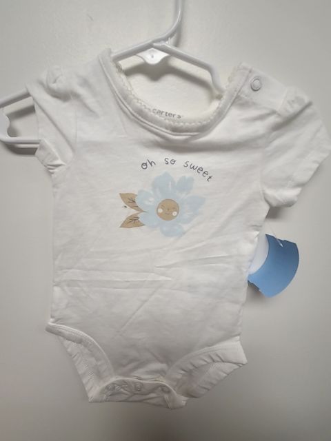 white Carters Flower onesie, 3M G