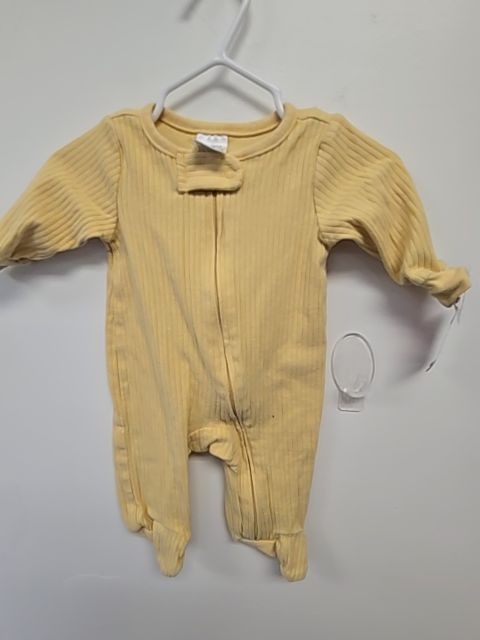 Yellow Modern Moments Sleeper, NB B