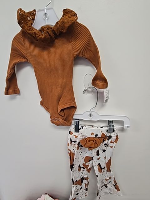 Brown/White Boutique Outfit, 3M G