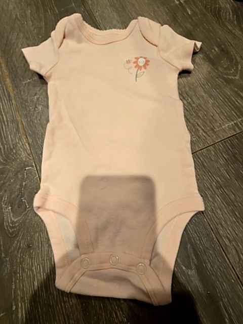 Pink Carters Flower onesie, 3M G