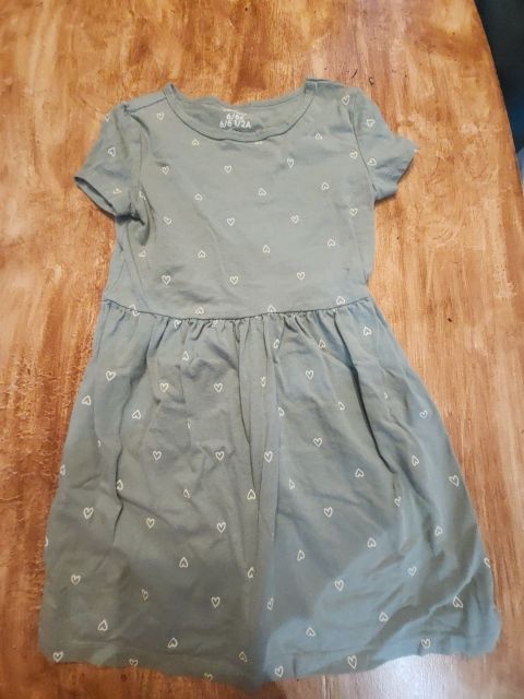 Green/White Hearts Carters Dress, 6 G