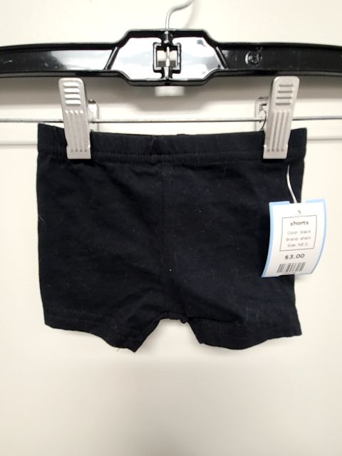 black shein shorts, NB G