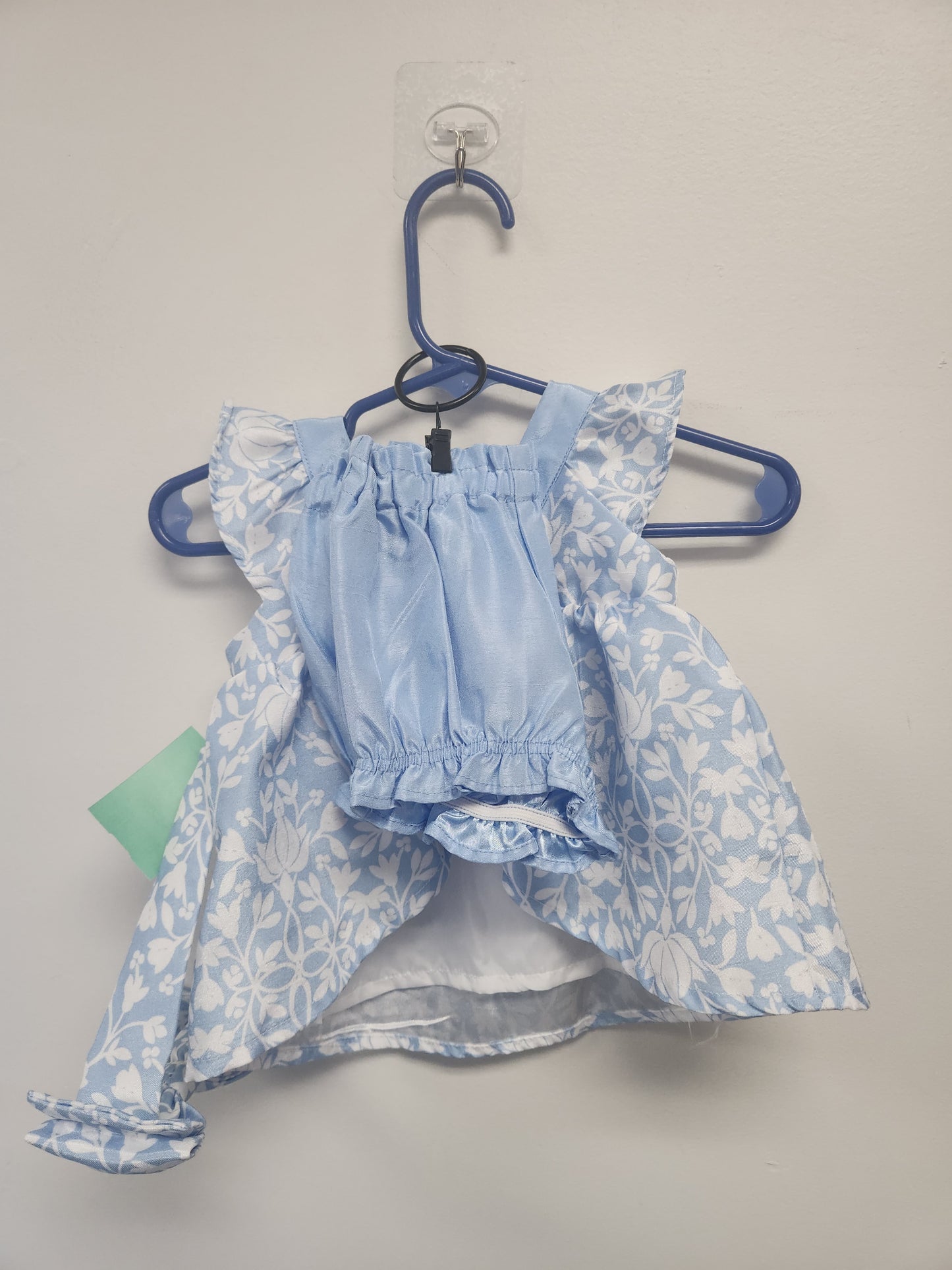 Blue/White Gymboree Outfit W/Bow, 3M G