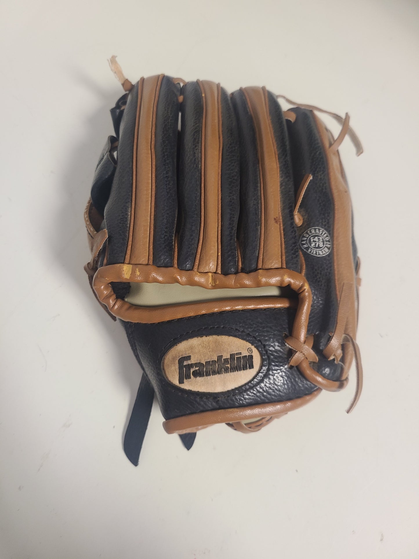 Black/Brown Franklin Baseball Glove