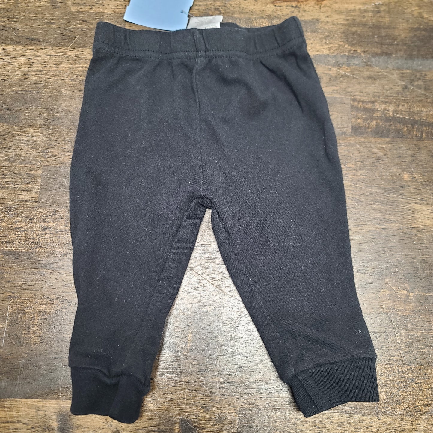 Black Pants, 6M G