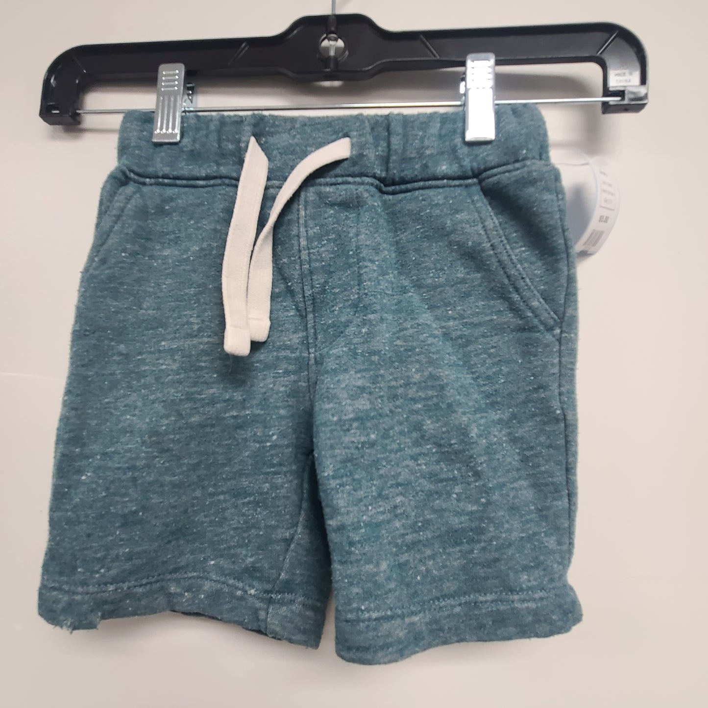 Green Old Navy Shorts, 2T B
