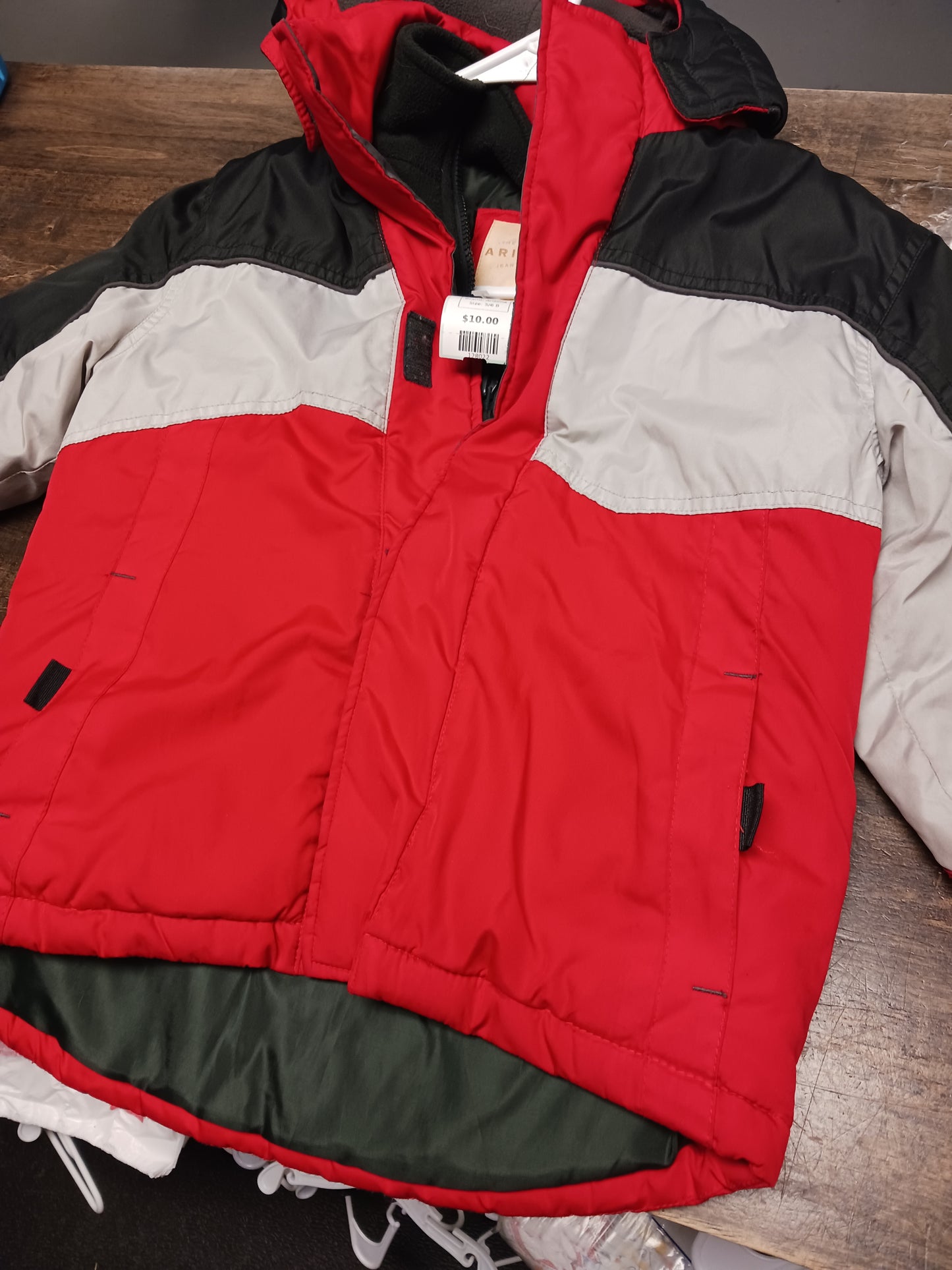 Red/Black/Grey Arizona Coat, 5/6 B