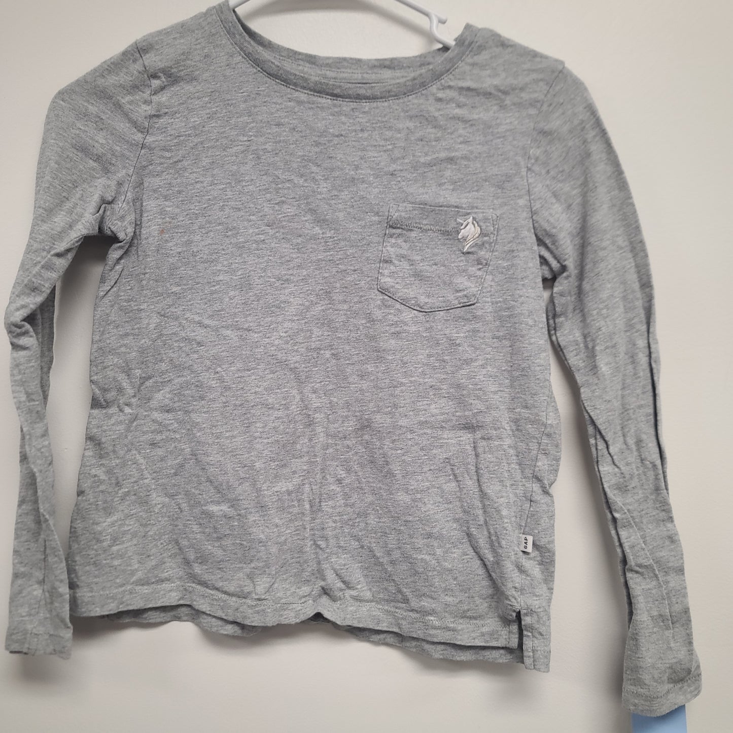 grey Gap Kids Long Sleeve unicorn tshirt, 8 G