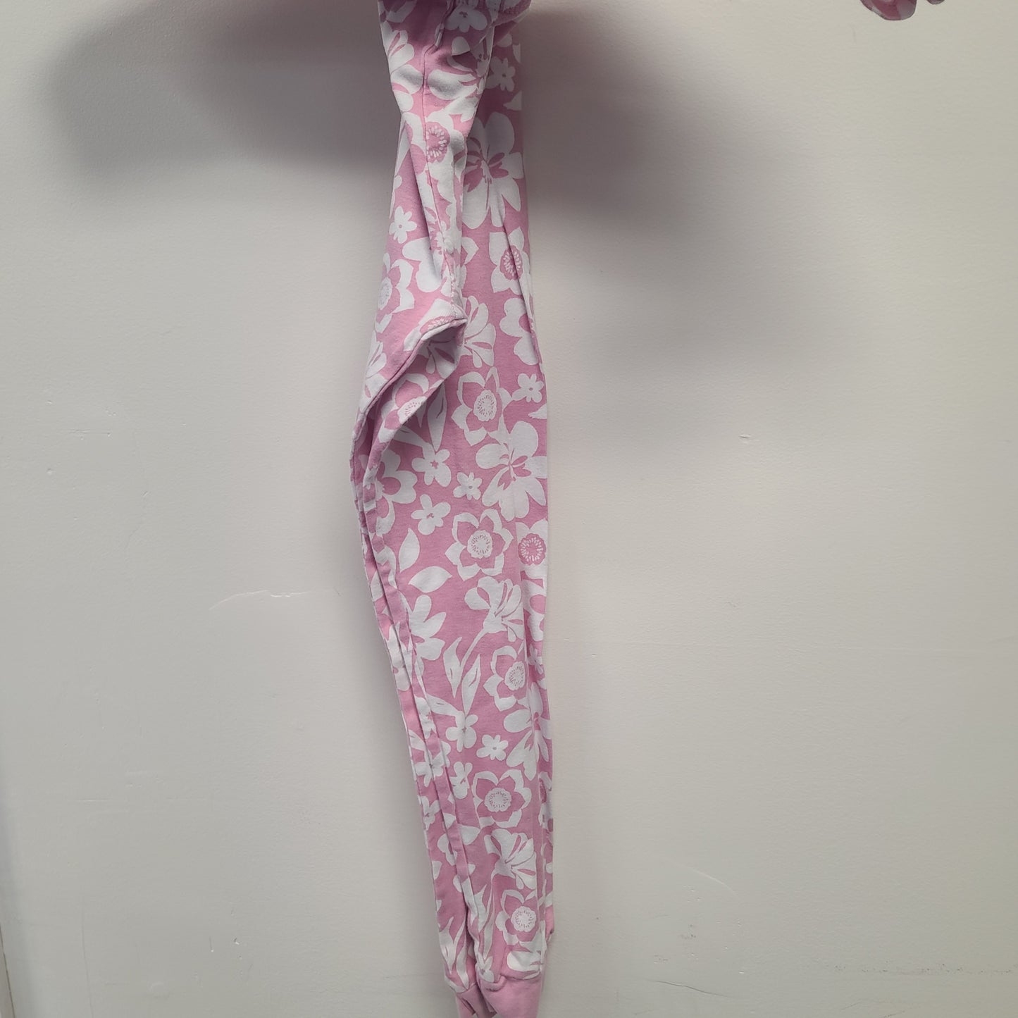 Pink/White Members Mark Pjs, 8 G