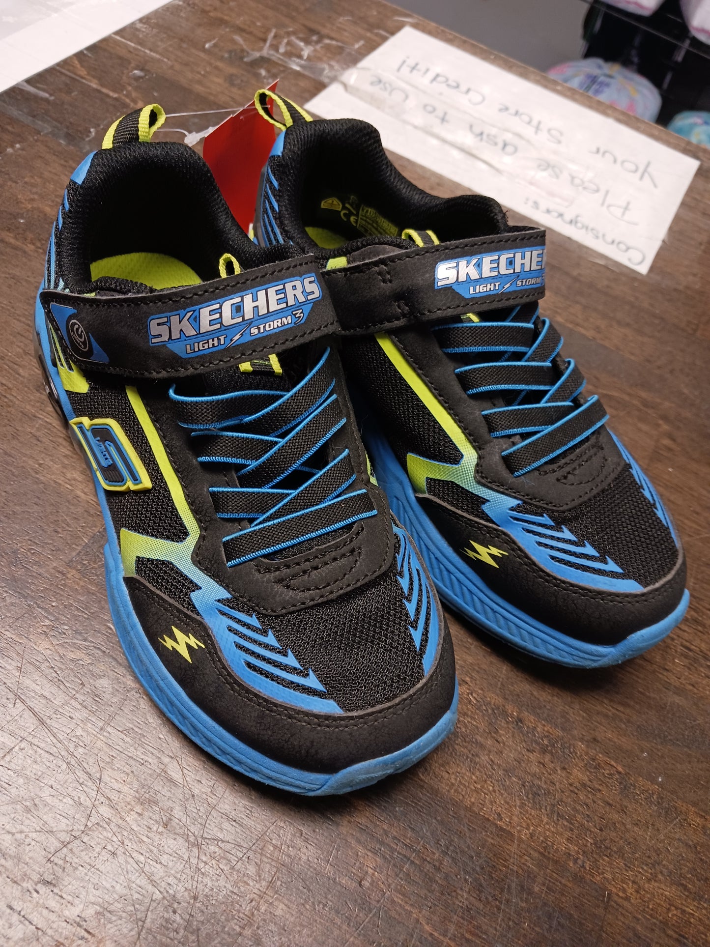 Black/Blue Sketchers Sneakers, 1Y B