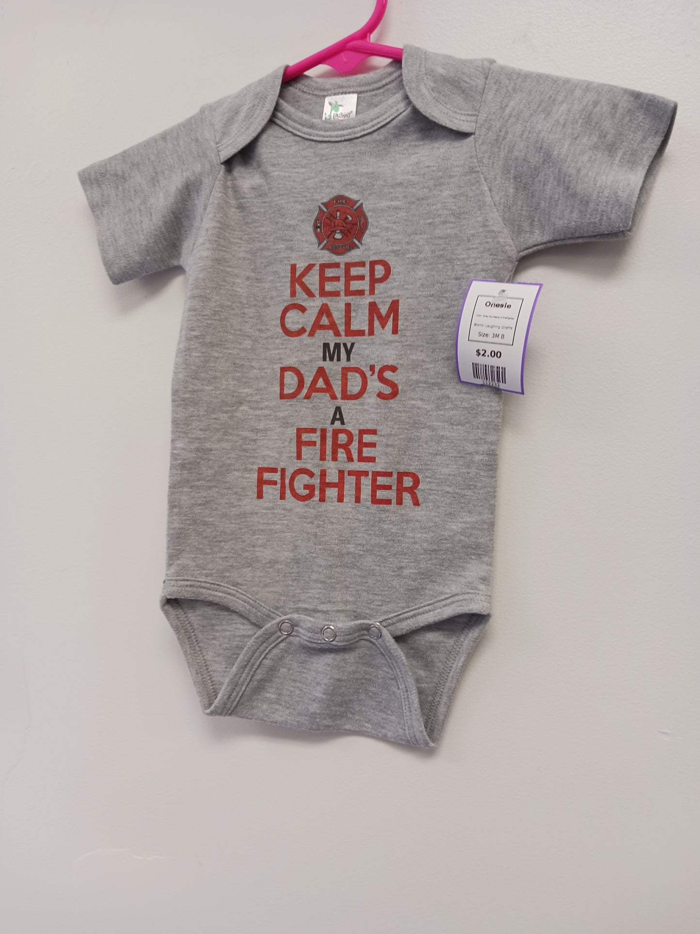 Grey My Dad's A Firefighter Laughing Giraffe Onesie, 3M B