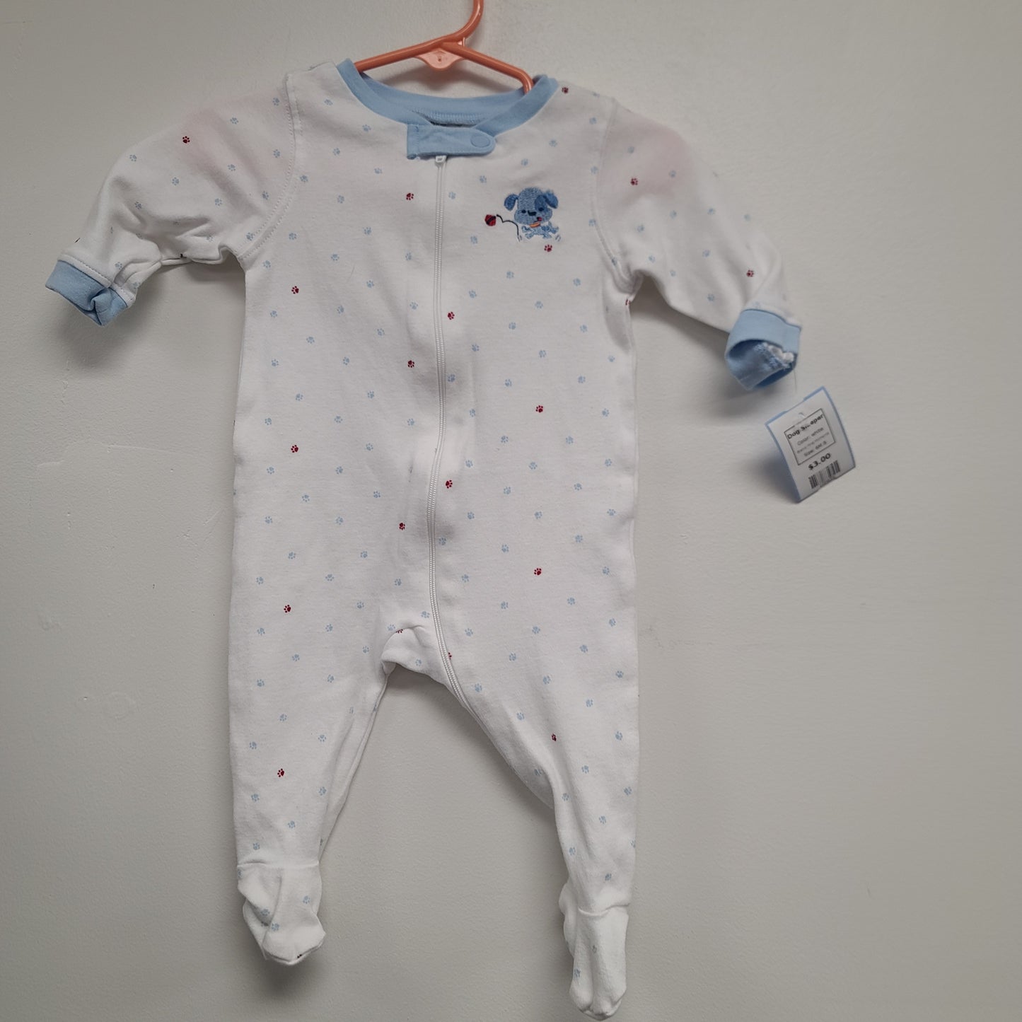 white First Moments Dog Sleeper, 6M B