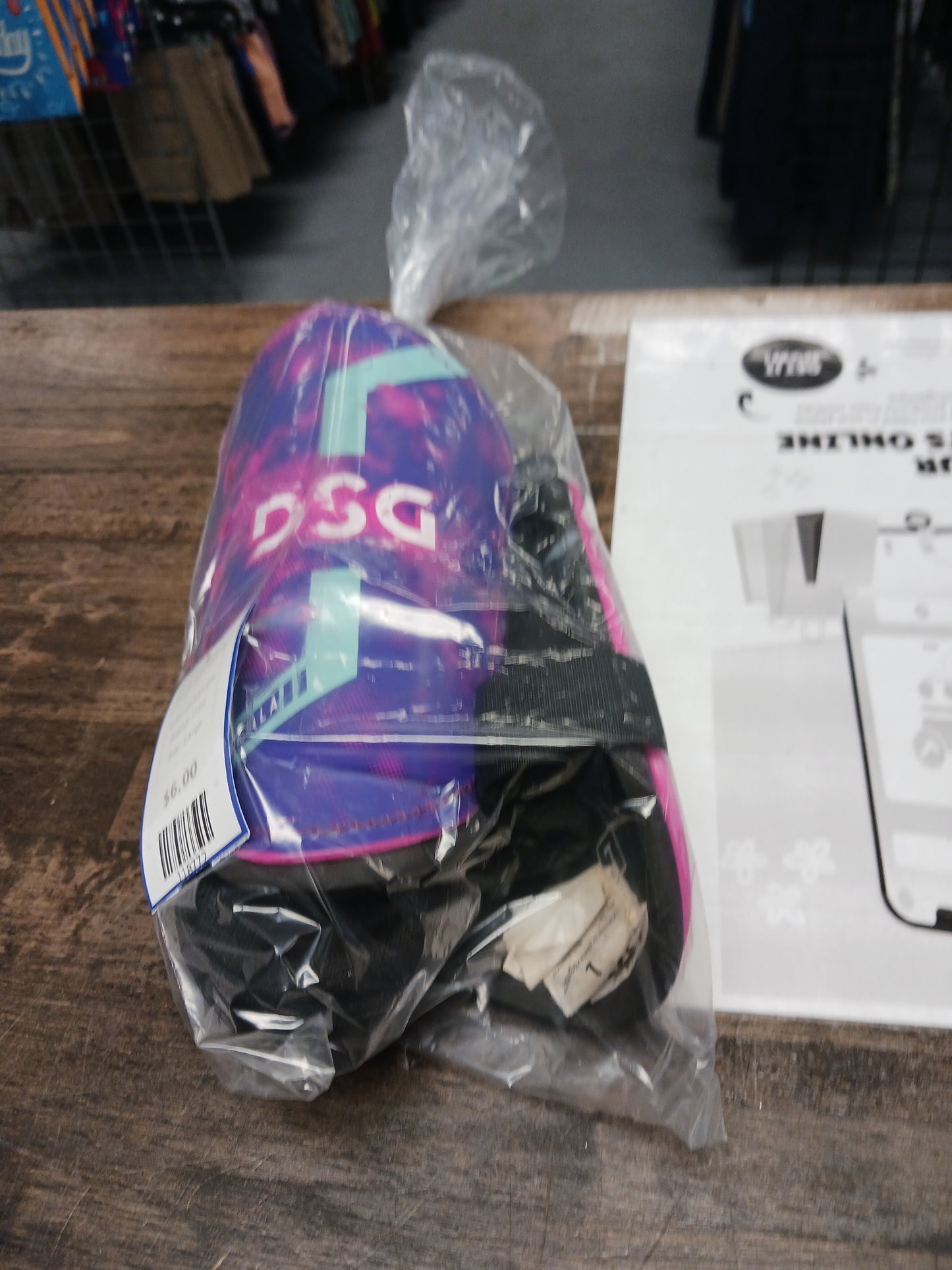 pink/purple DSG Soccer Shin Guards, Large