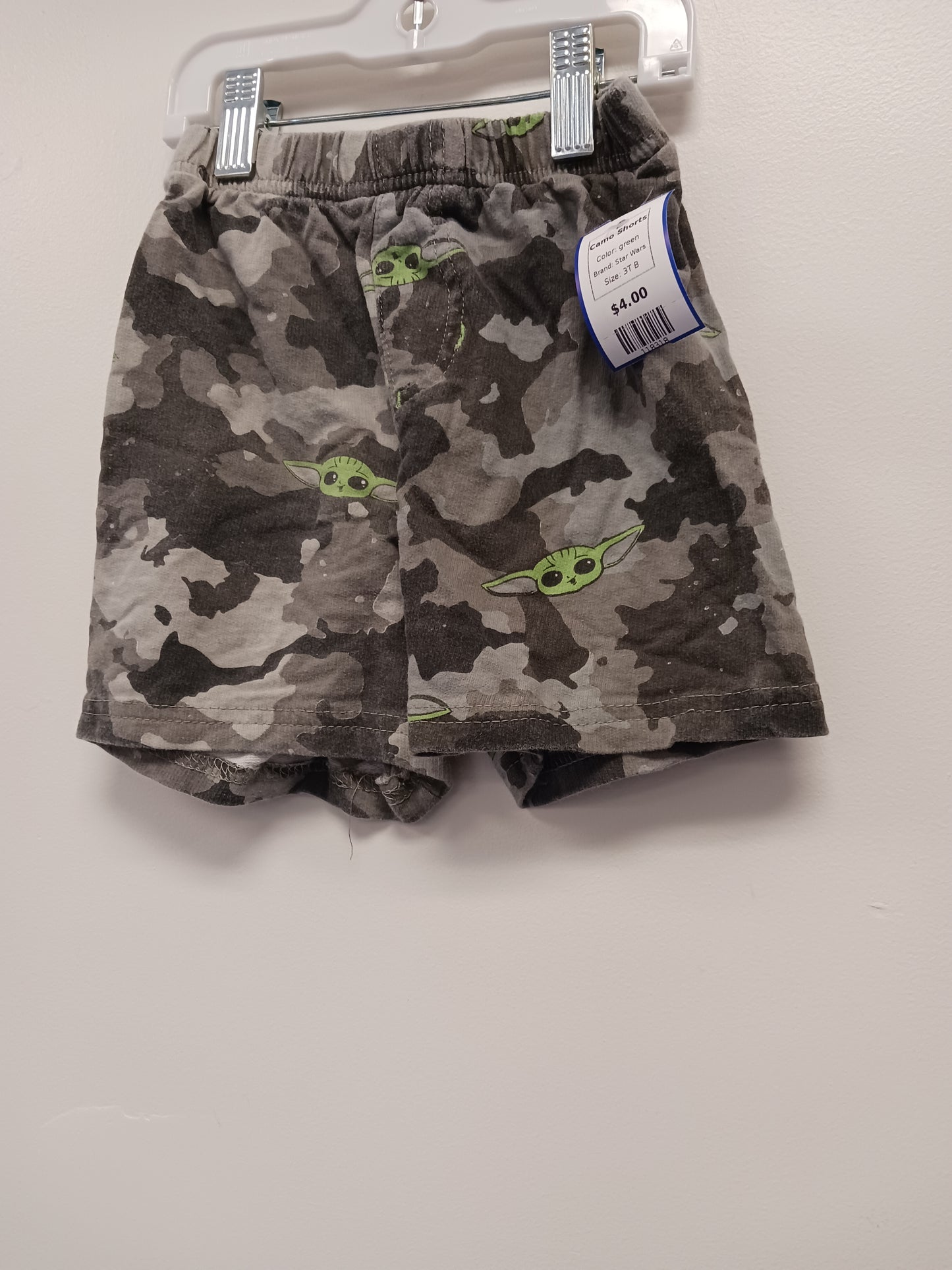 green Star Wars Camo Shorts, 3T B