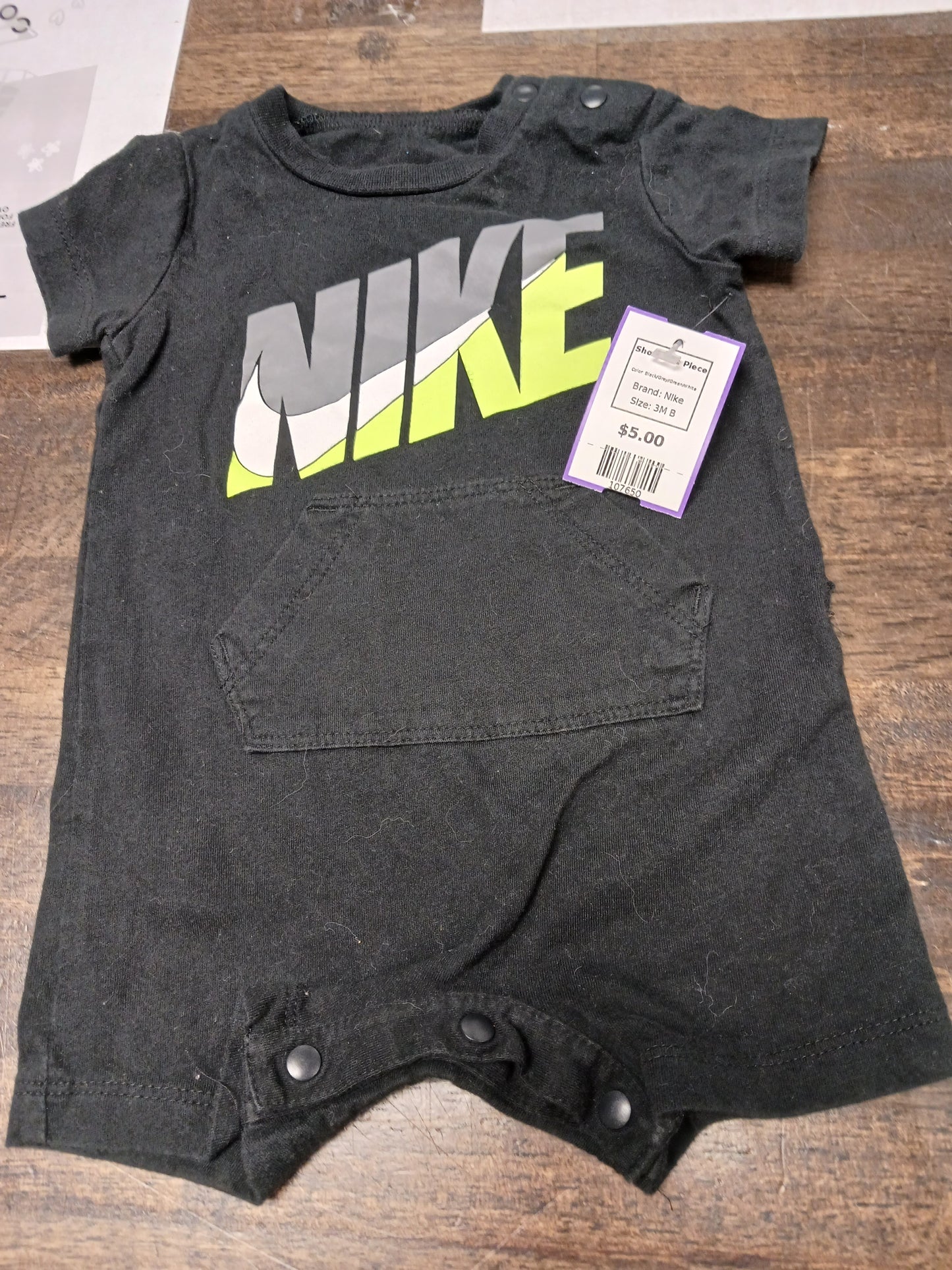 Black/Grey/Green/White Nike Short One Piece, 3M B
