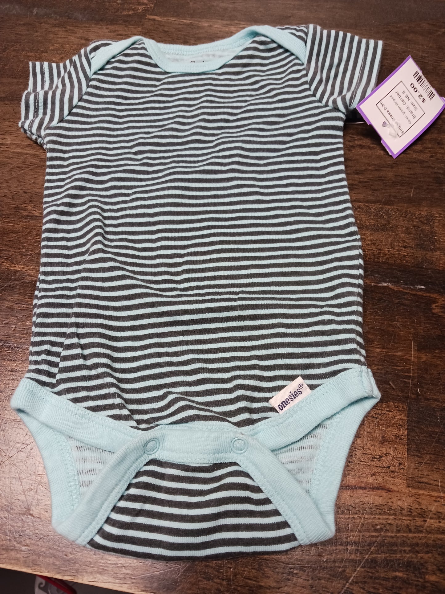 green striped Gerber Striped Onesie 0-3m, NB B
