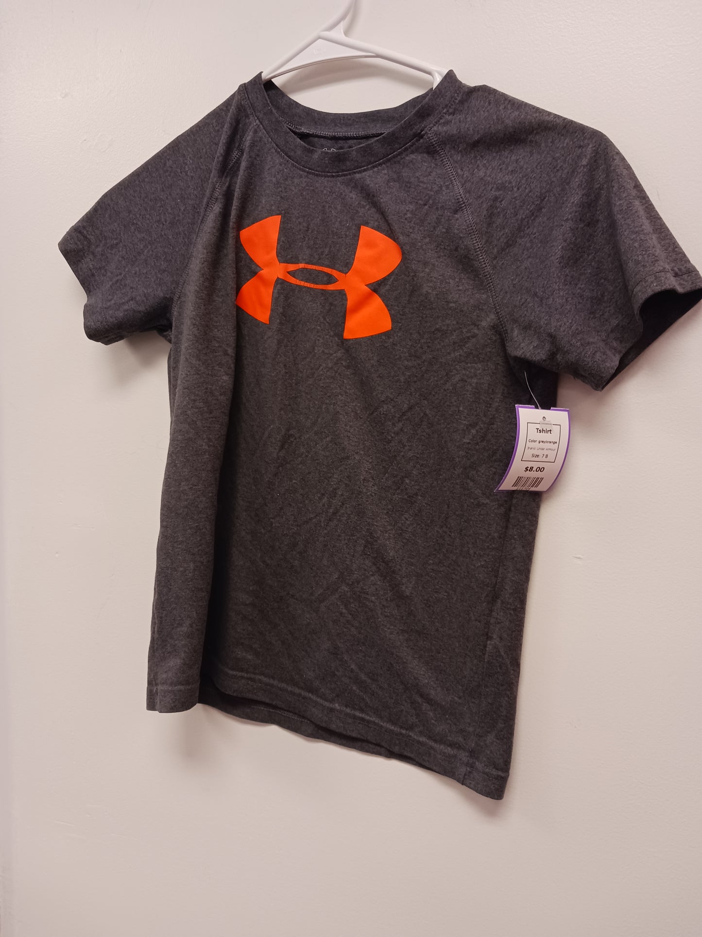 grey/orange Under Armour Tshirt, 7 B