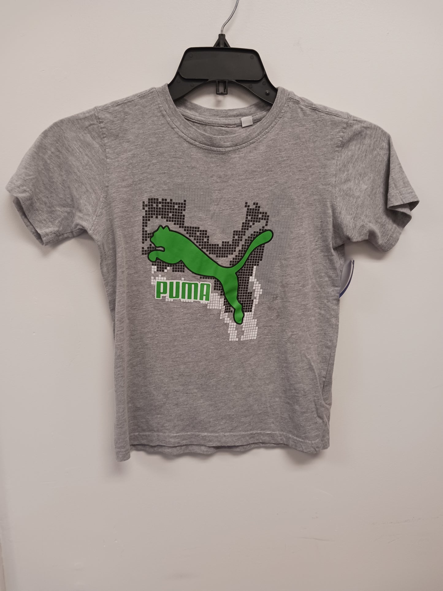 Grey Puma Tshirt, 7 B