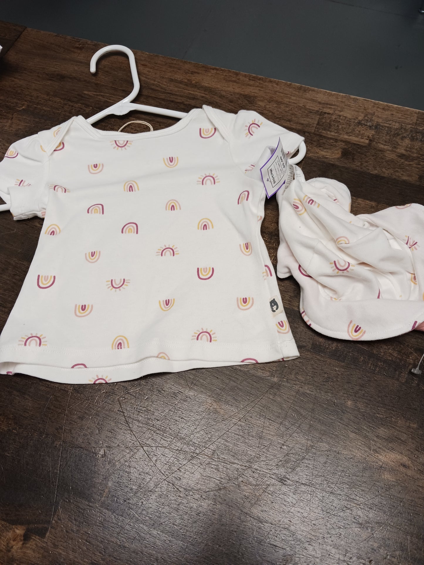 White/Rainbow Rabbit + Bear Shirt/Hat, 18M G