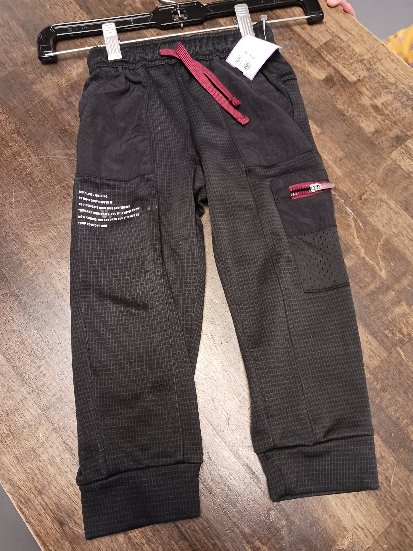 black Athletic Works Joggers, 3T B