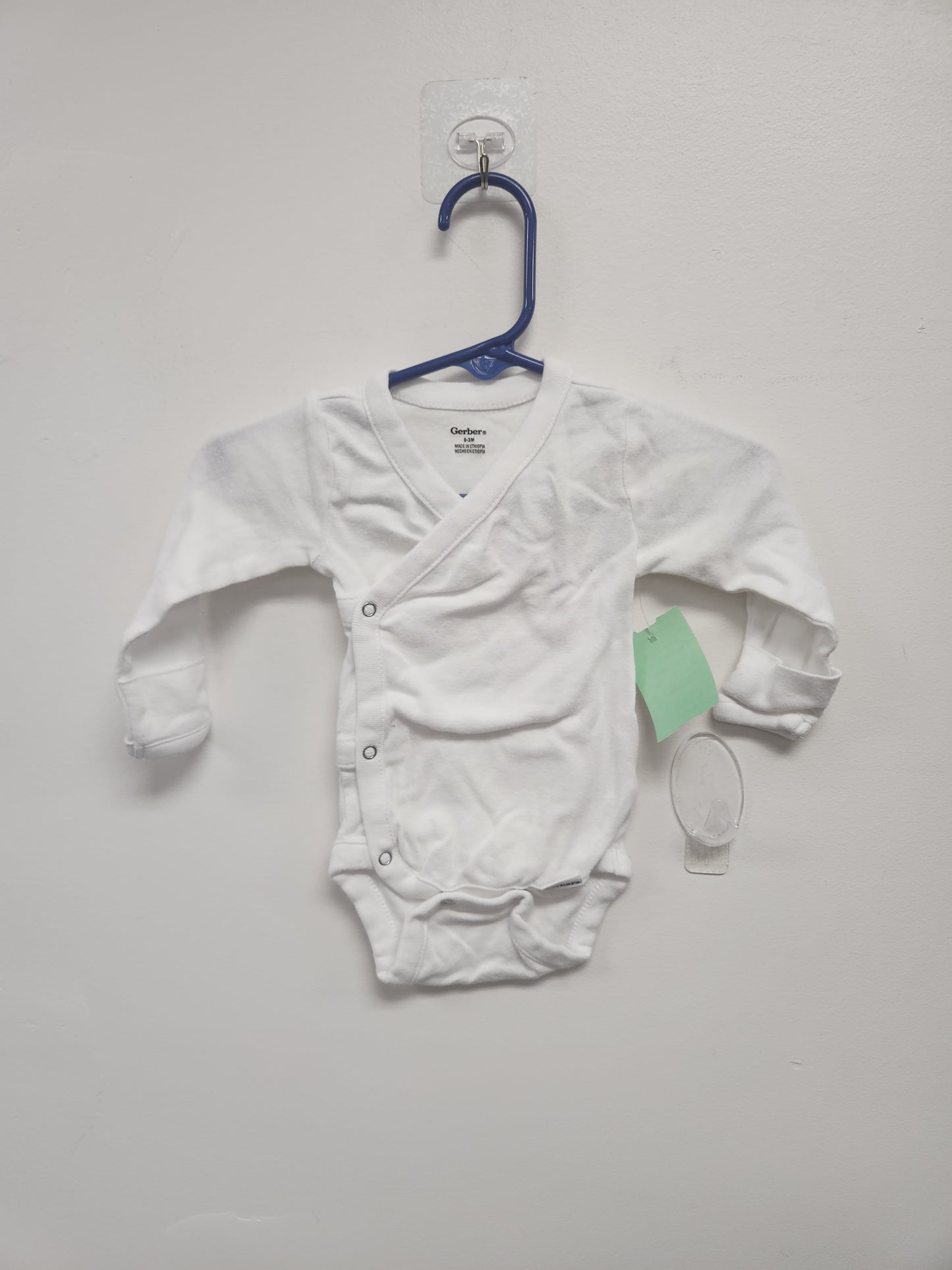White Gerber Longsleeve Onesie, NB B