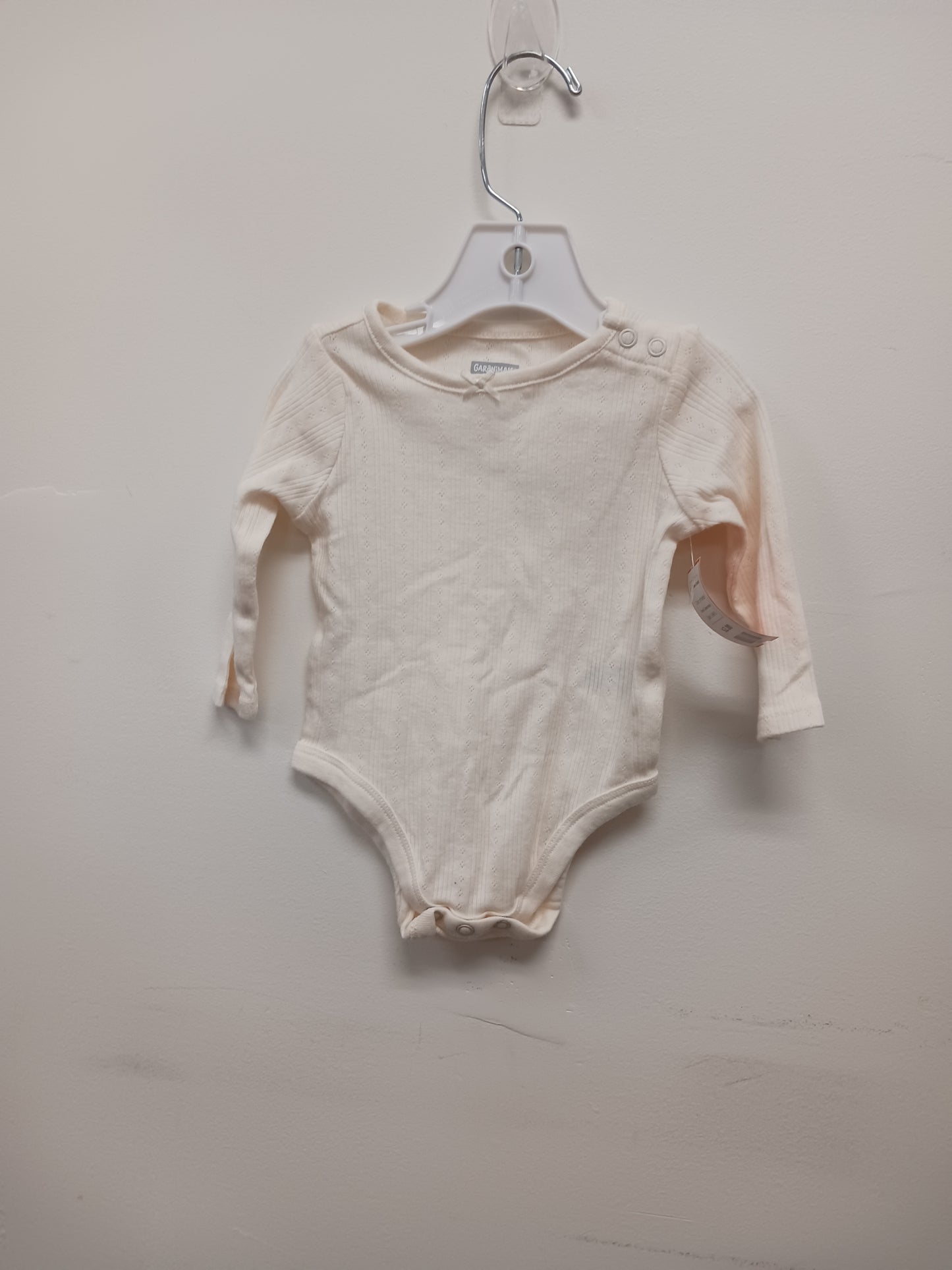 off white Garanimals Long Sleeve Onesie, 3-6M G