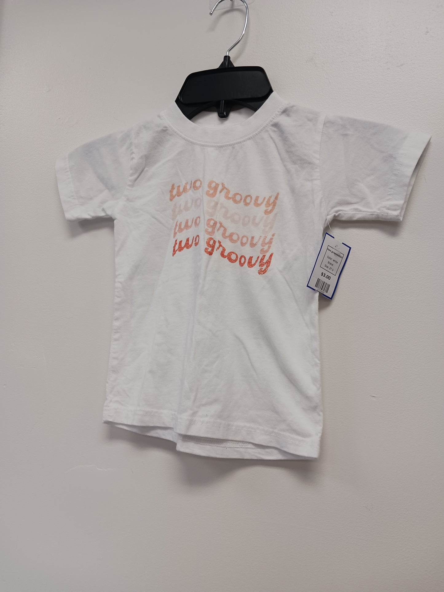 white two groovyshirt, 2T G