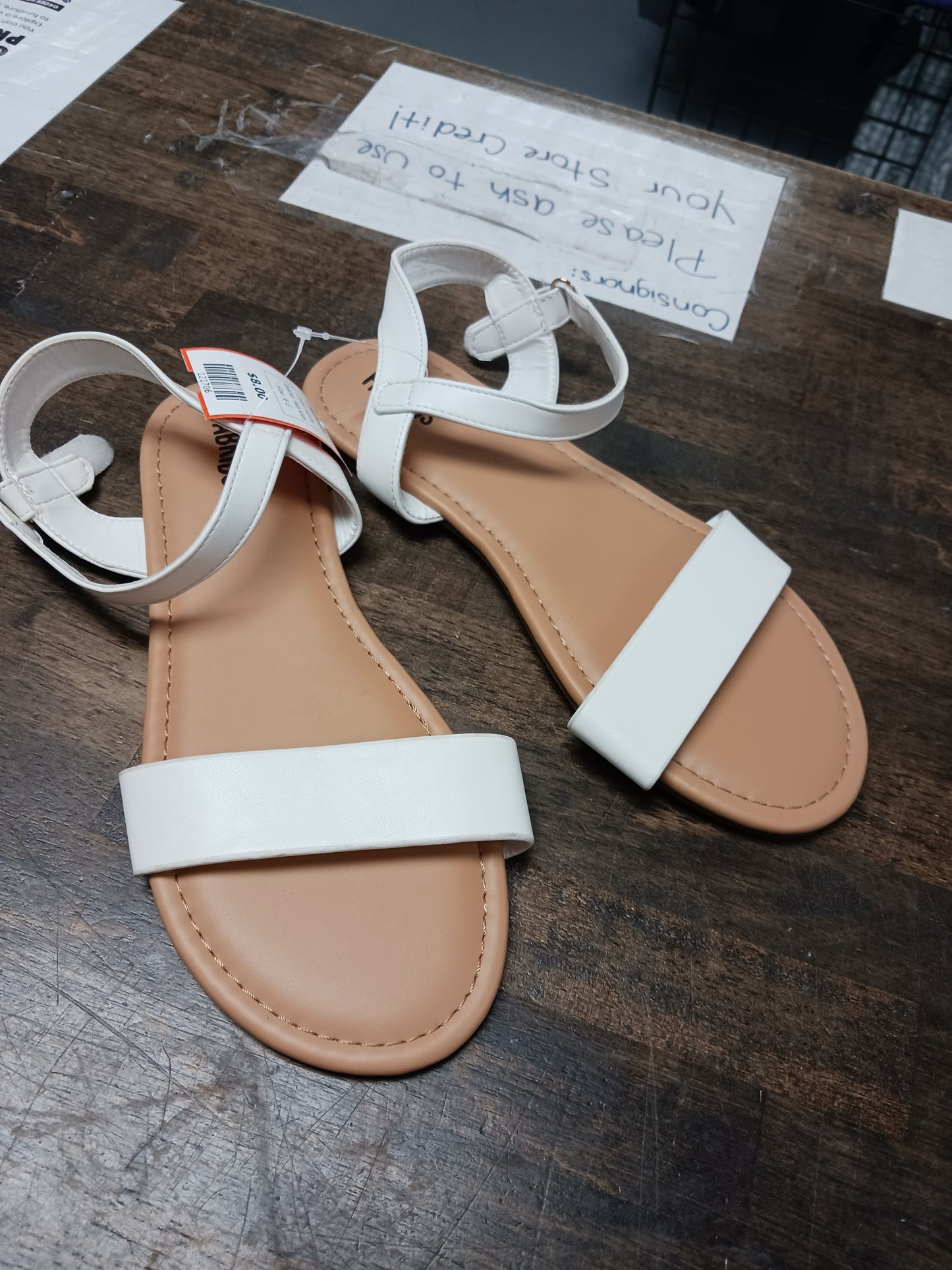 white Fab Kids Sandals, 6 G