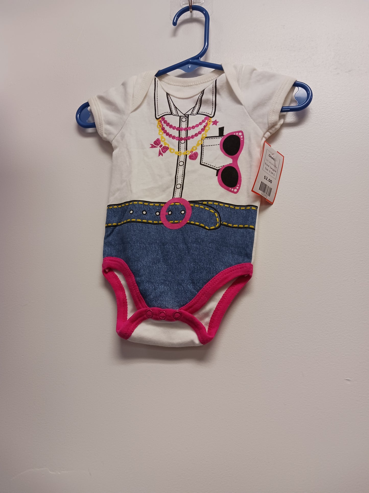 White/Pink/Blue Swiggles Onesie, 0-3M G