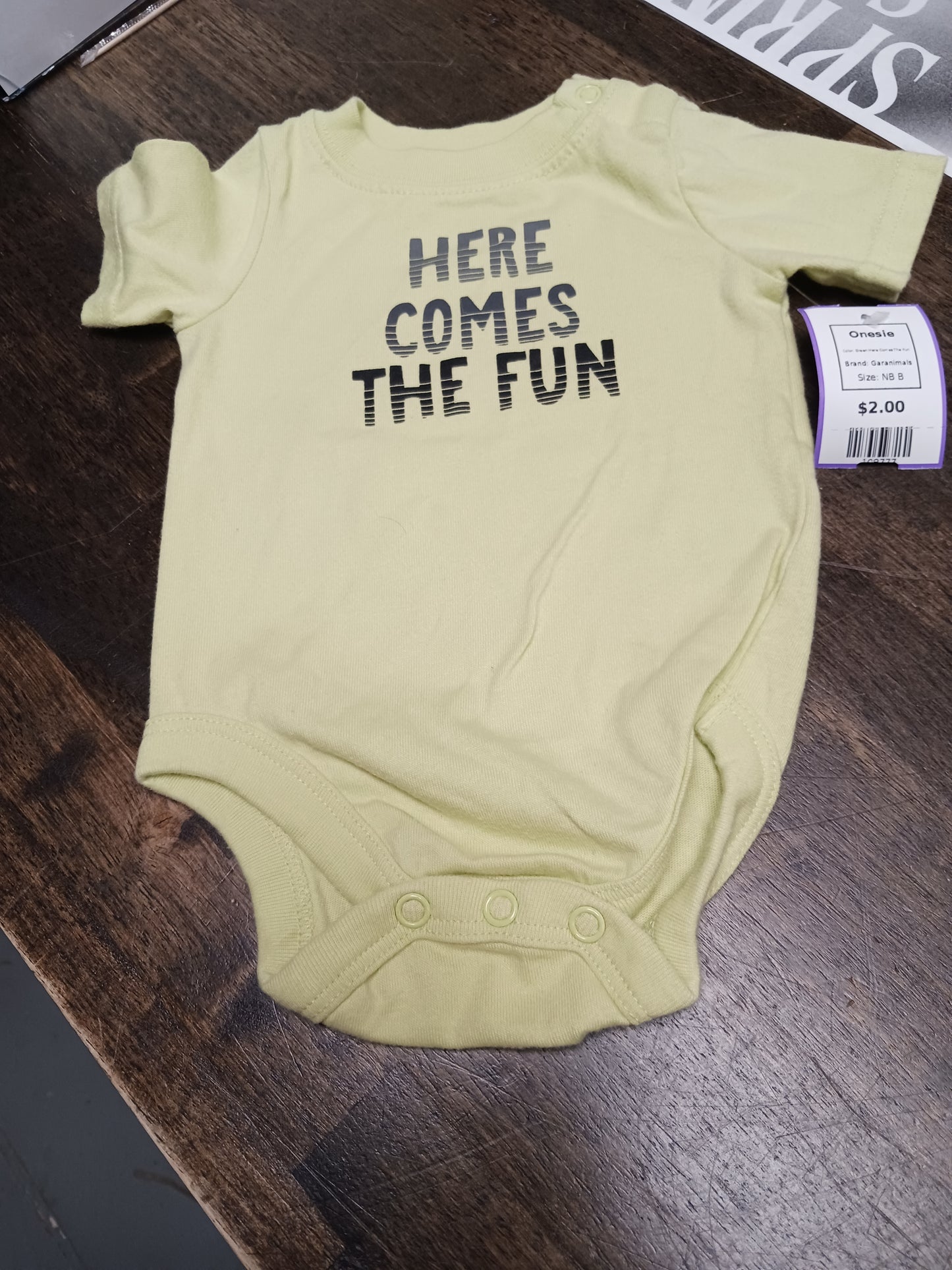 Green Here Comes The Fun Garanimals Onesie, NB B