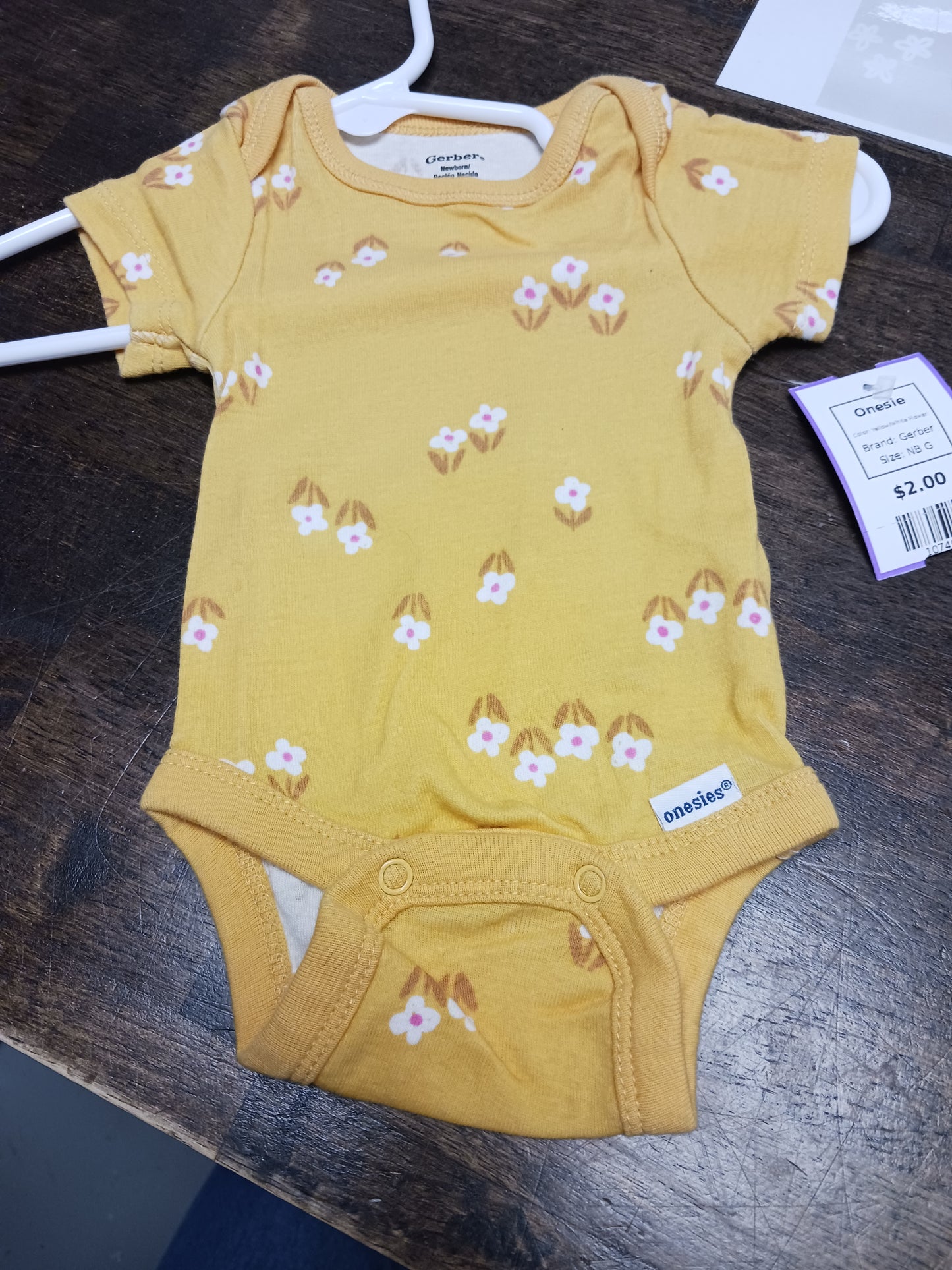 Yellow/White Flower Gerber Onesie, NB G