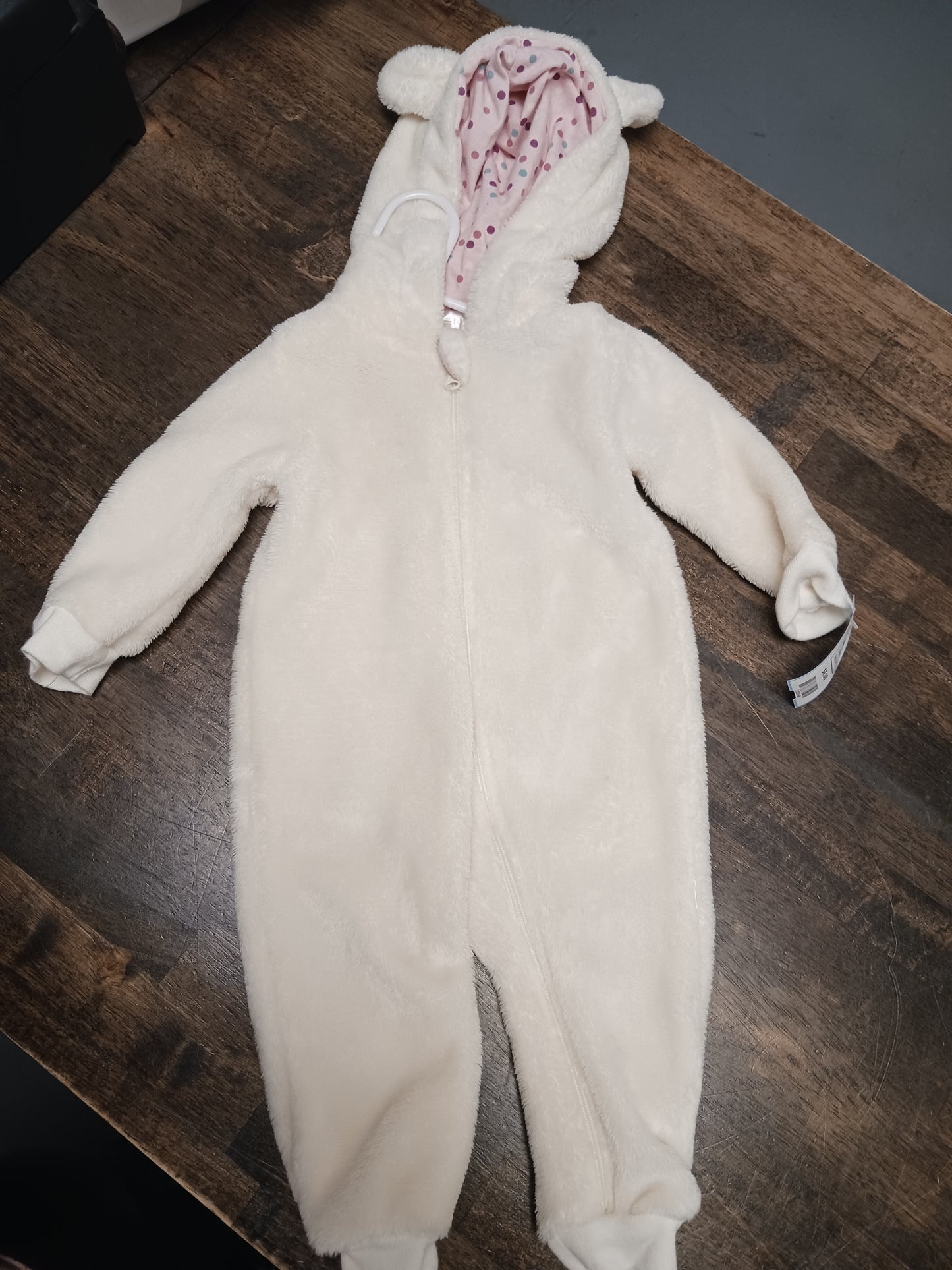 white Bear One piece, 3M G
