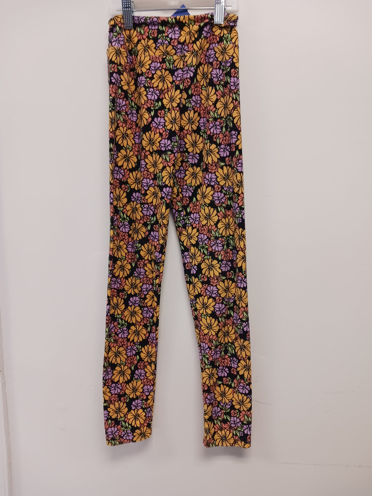 Black/Yellow/Purple/Orange/Green Flower Lularoe Leggings, Tween