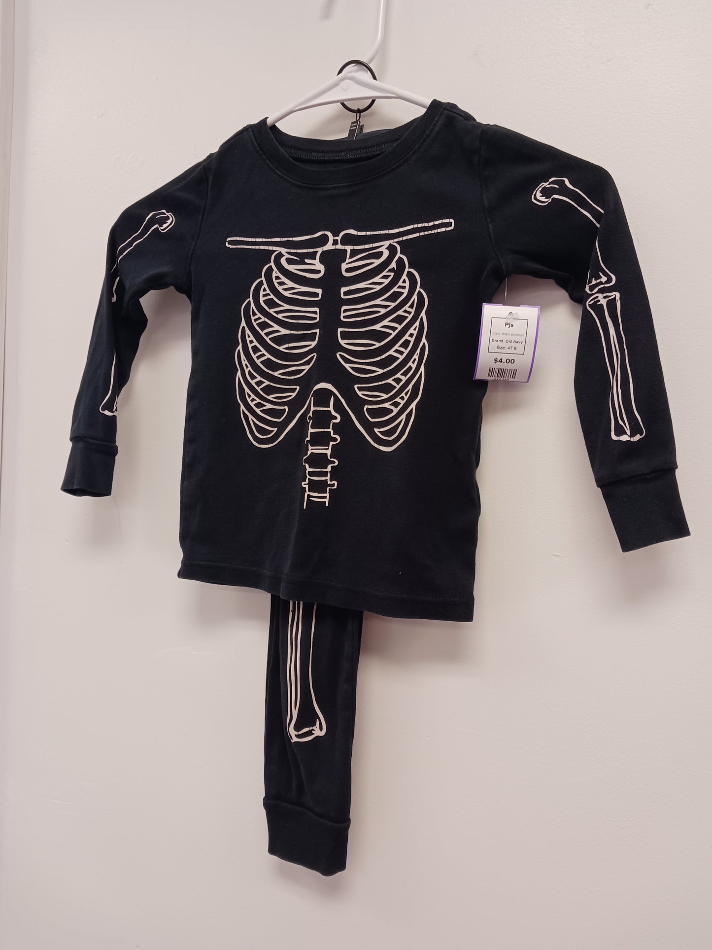 Black Skeleton Old Navy Pjs, 4T B