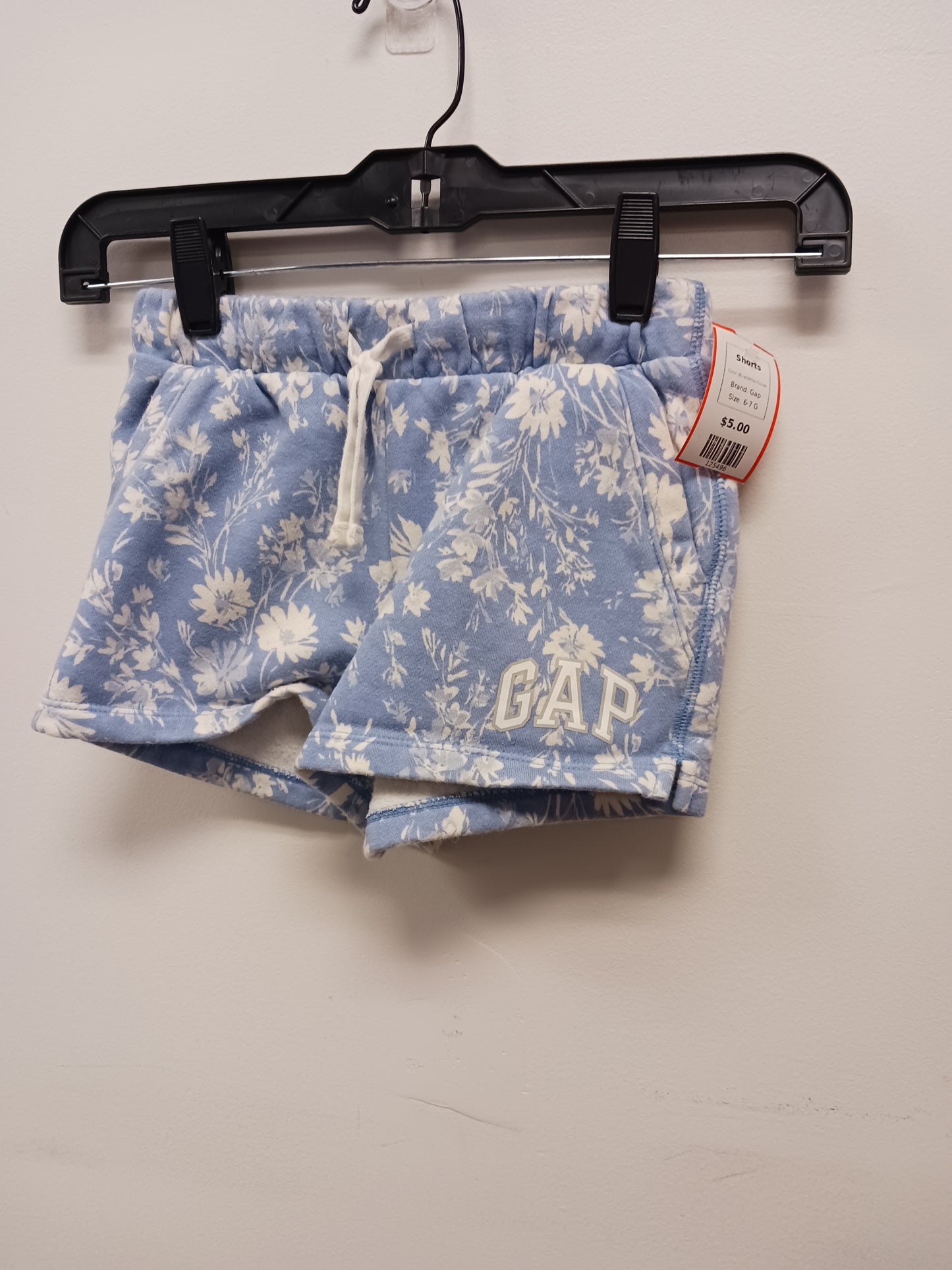 Blue/White Flower Gap Shorts, 6-7 G