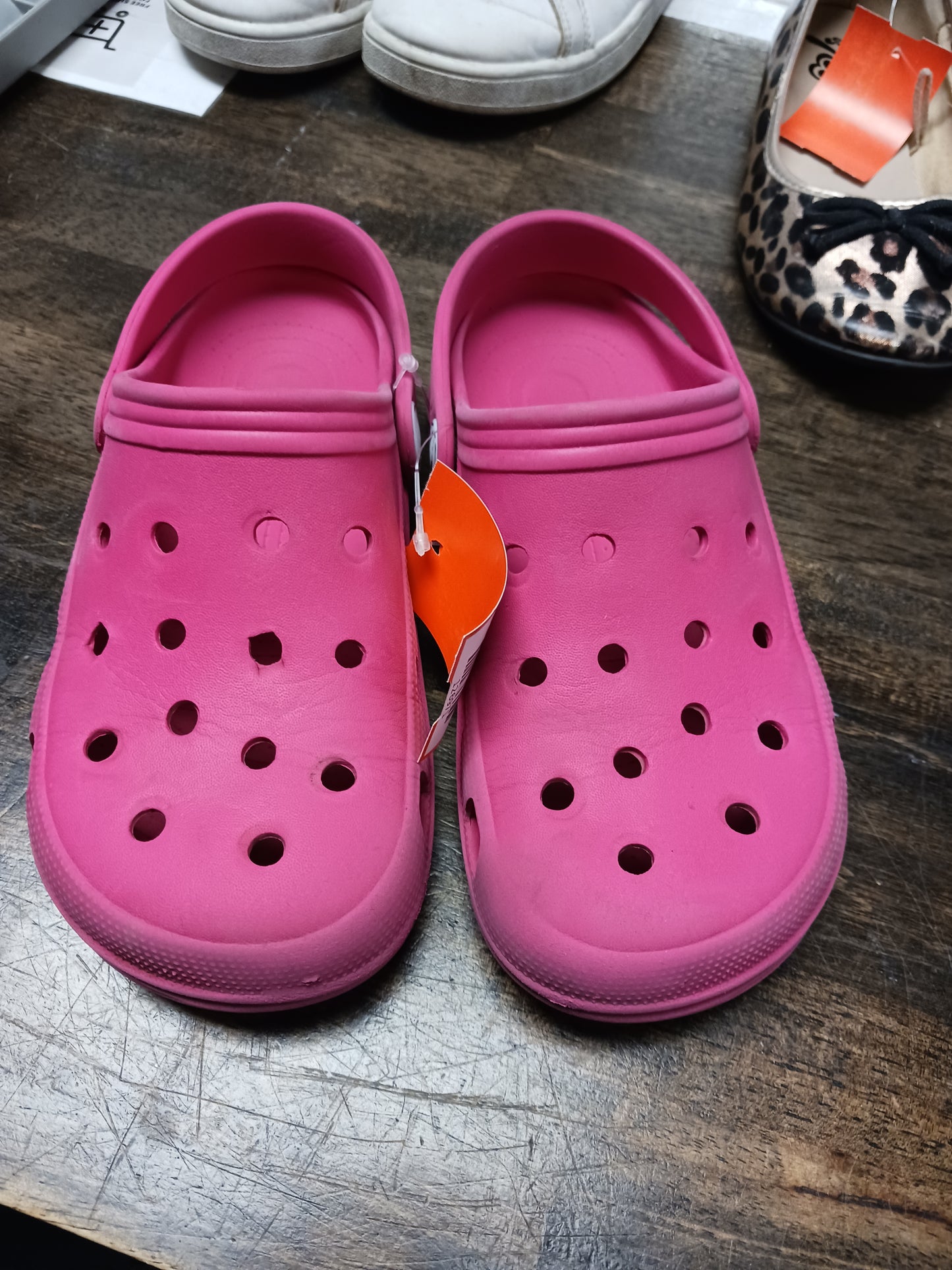 Pink Rubber Shoes, 2 G