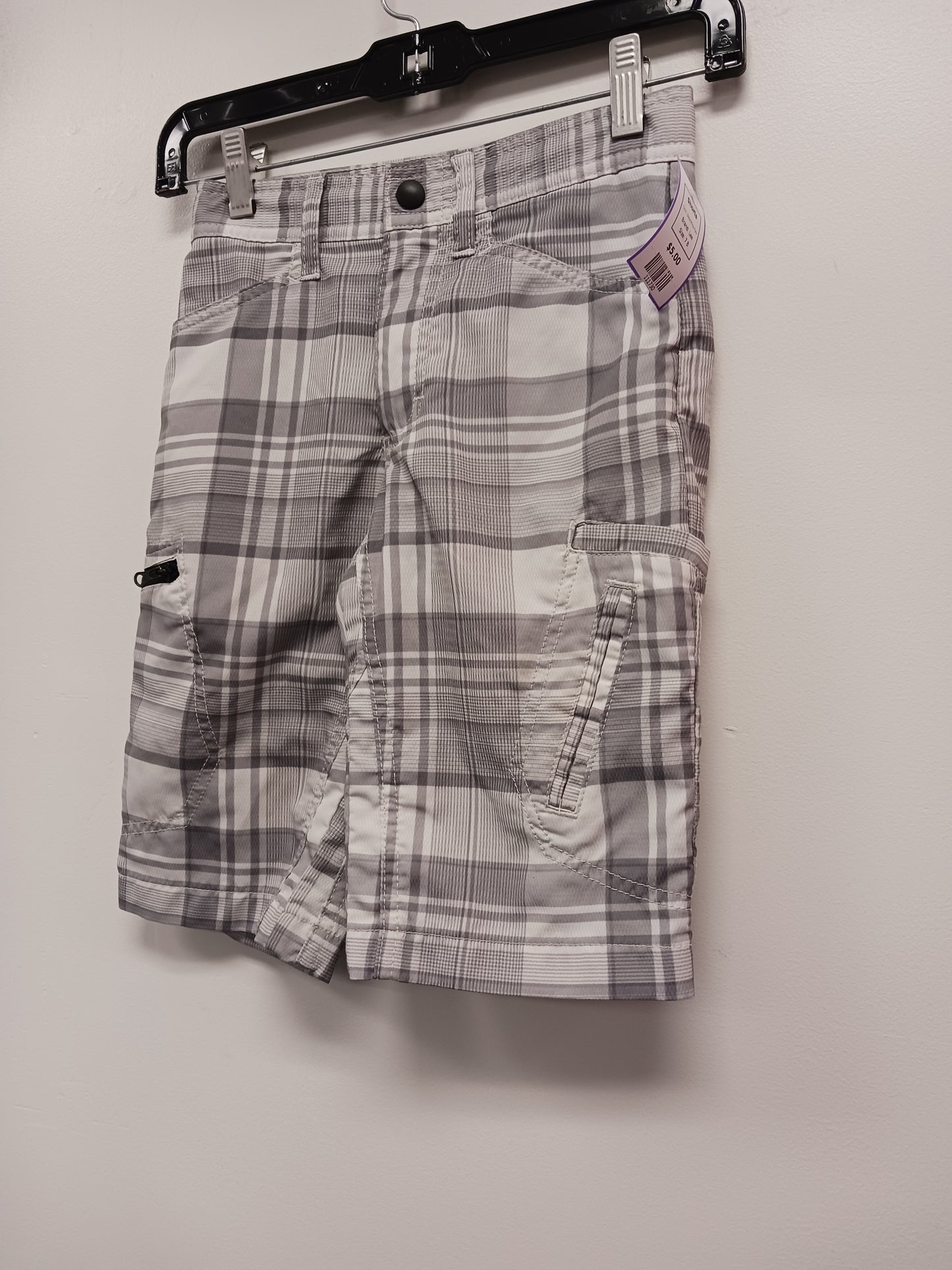 Grey/White Plaid Lee Shorts, 7 B