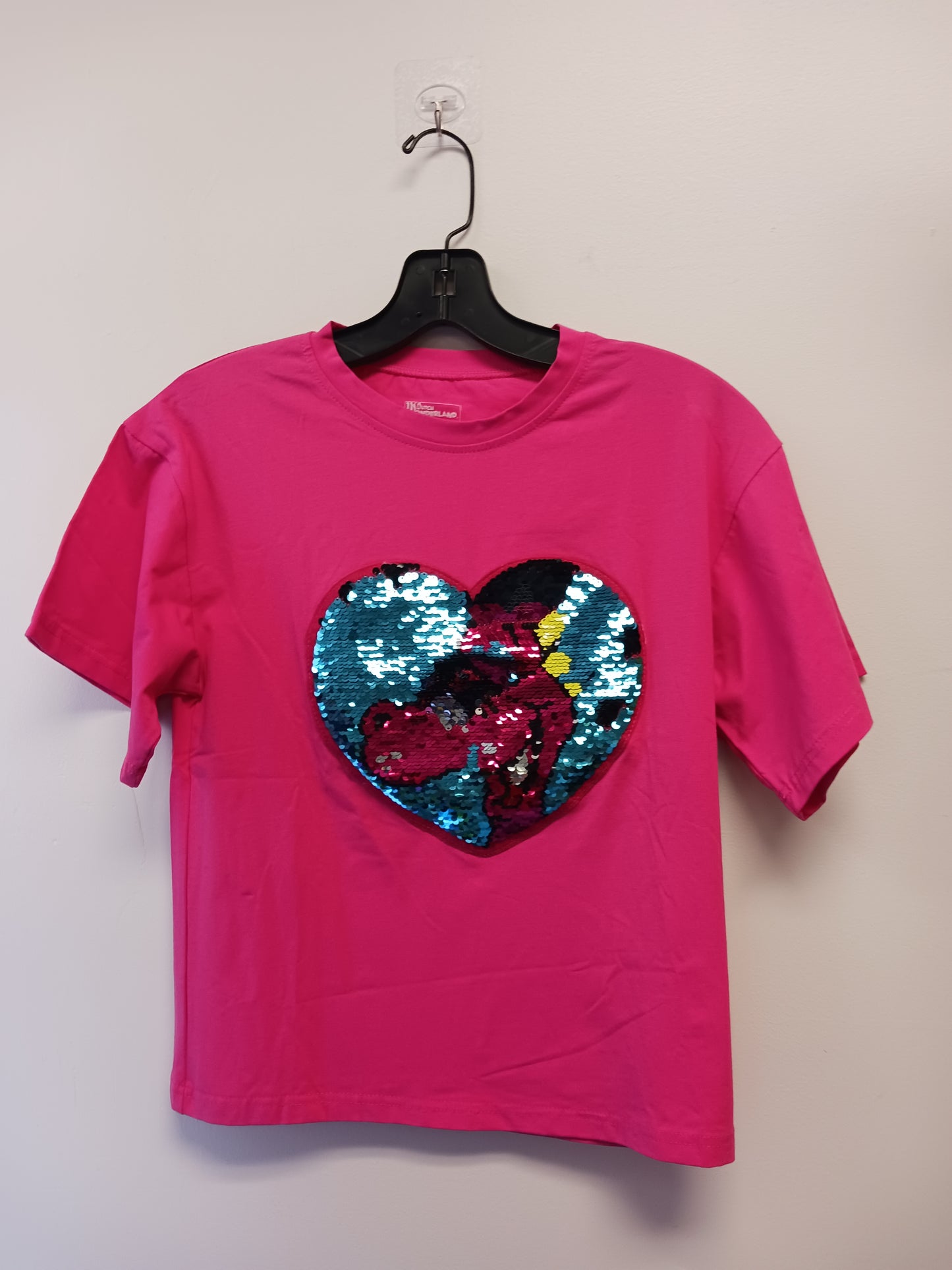 Pink Dutch Wonderland Heart Tshirt, 8 G