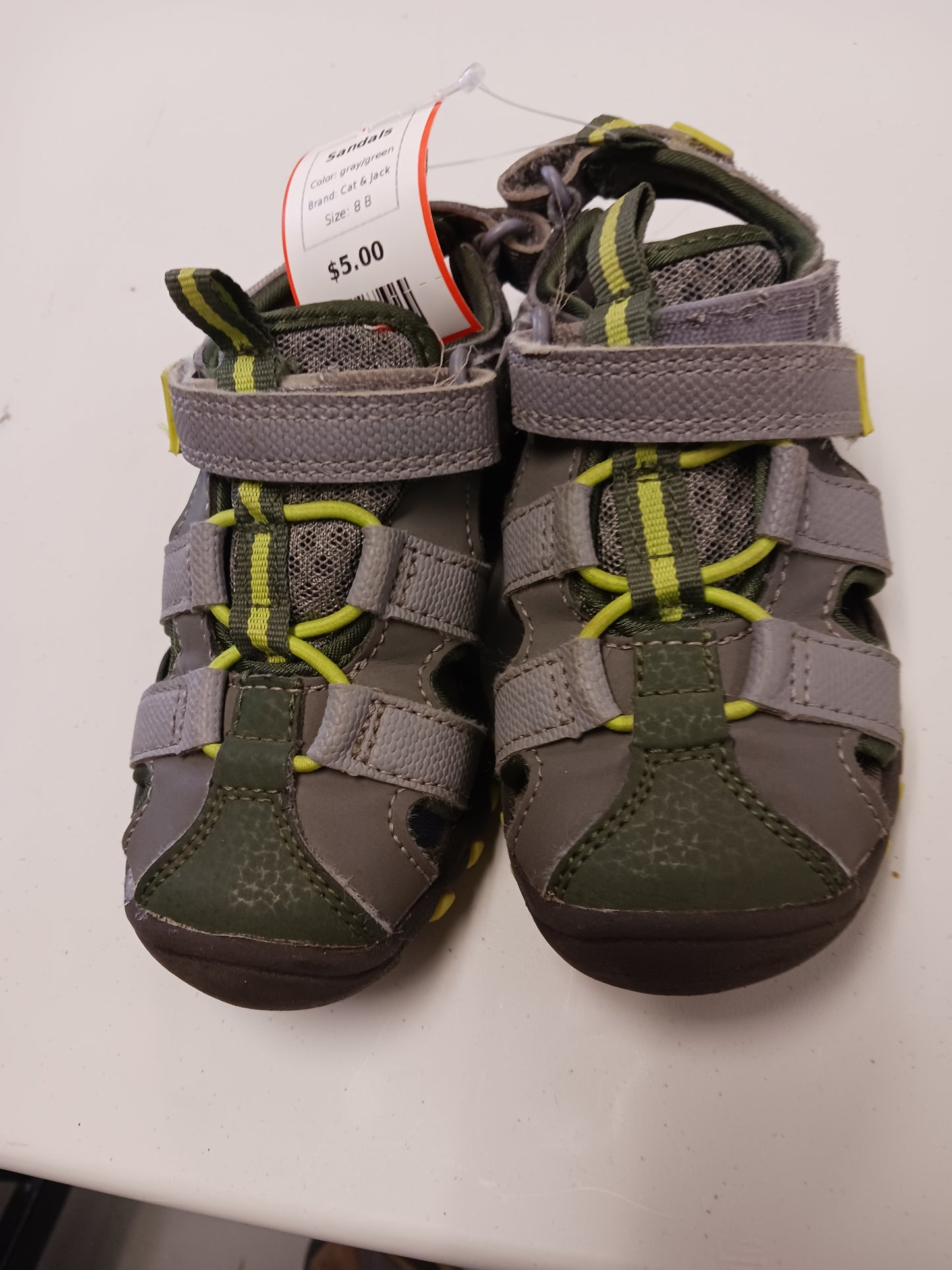 gray/green Cat & Jack Sandals, 8 B