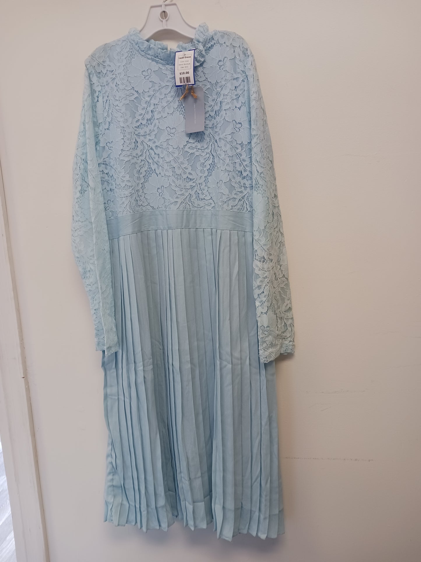 blue Boutique Lace Dress, 16 G